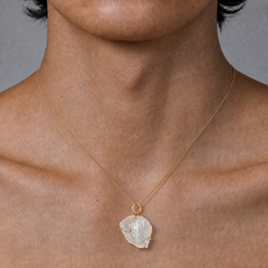 European and American irregular crystal raw stone pendants, hand-wrapped colorful natural crystal chips, sweater chain jewelry pendants