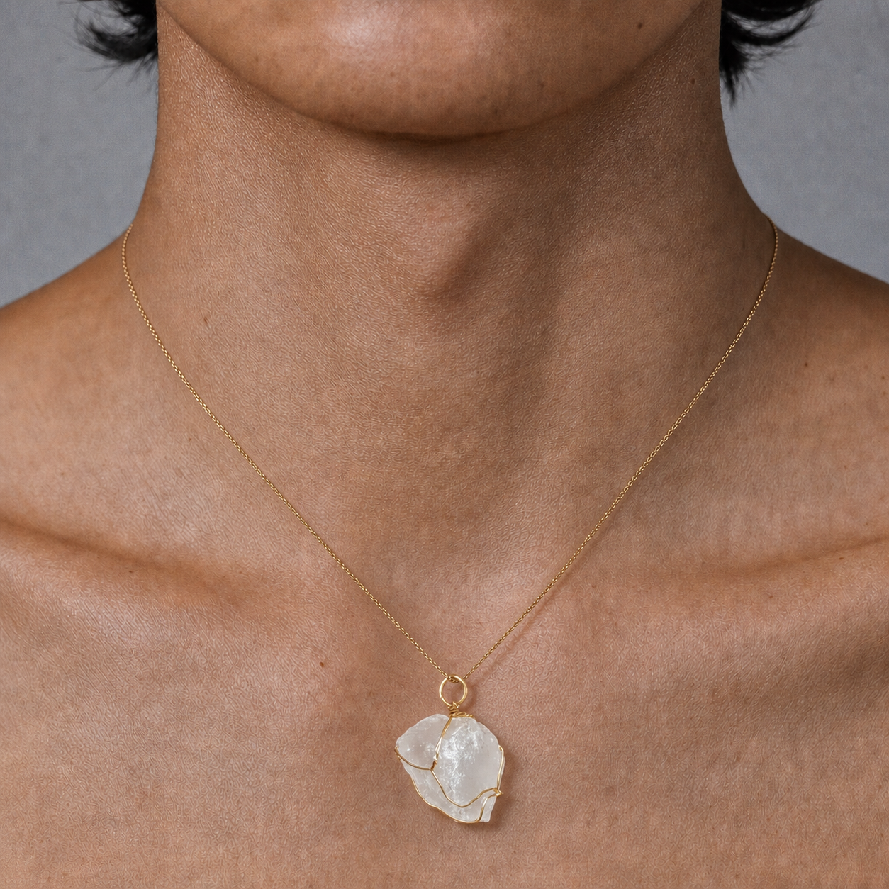 European and American irregular crystal raw stone pendants, hand-wrapped colorful natural crystal chips, sweater chain jewelry pendants
